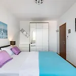 아파트 In Near With Balcony, Air Conditioning, Wifi 5141-1 스플리트
