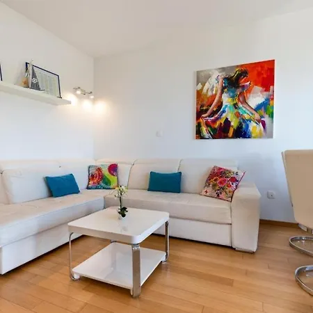 아파트 In With Sea View, Balcony, Air Conditioning, Wifi 5141-1