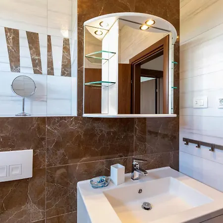 In With Sea View, Balcony, Air Conditioning, Wifi 5141-1 스플리트